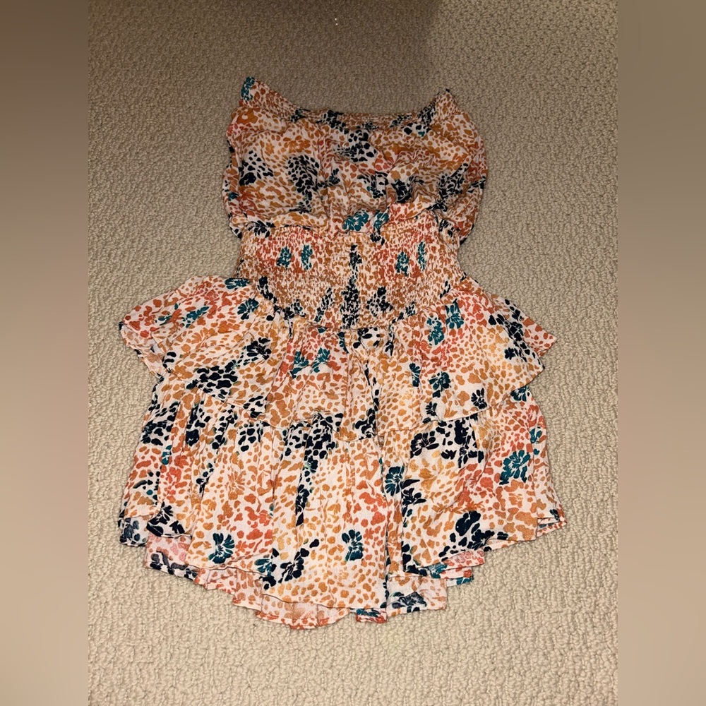 Vestique Strapless Floral Romper
